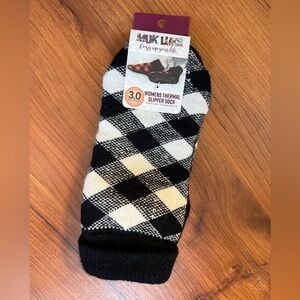 Muk Luks Black and White Argyle Thermal Slipper Socks